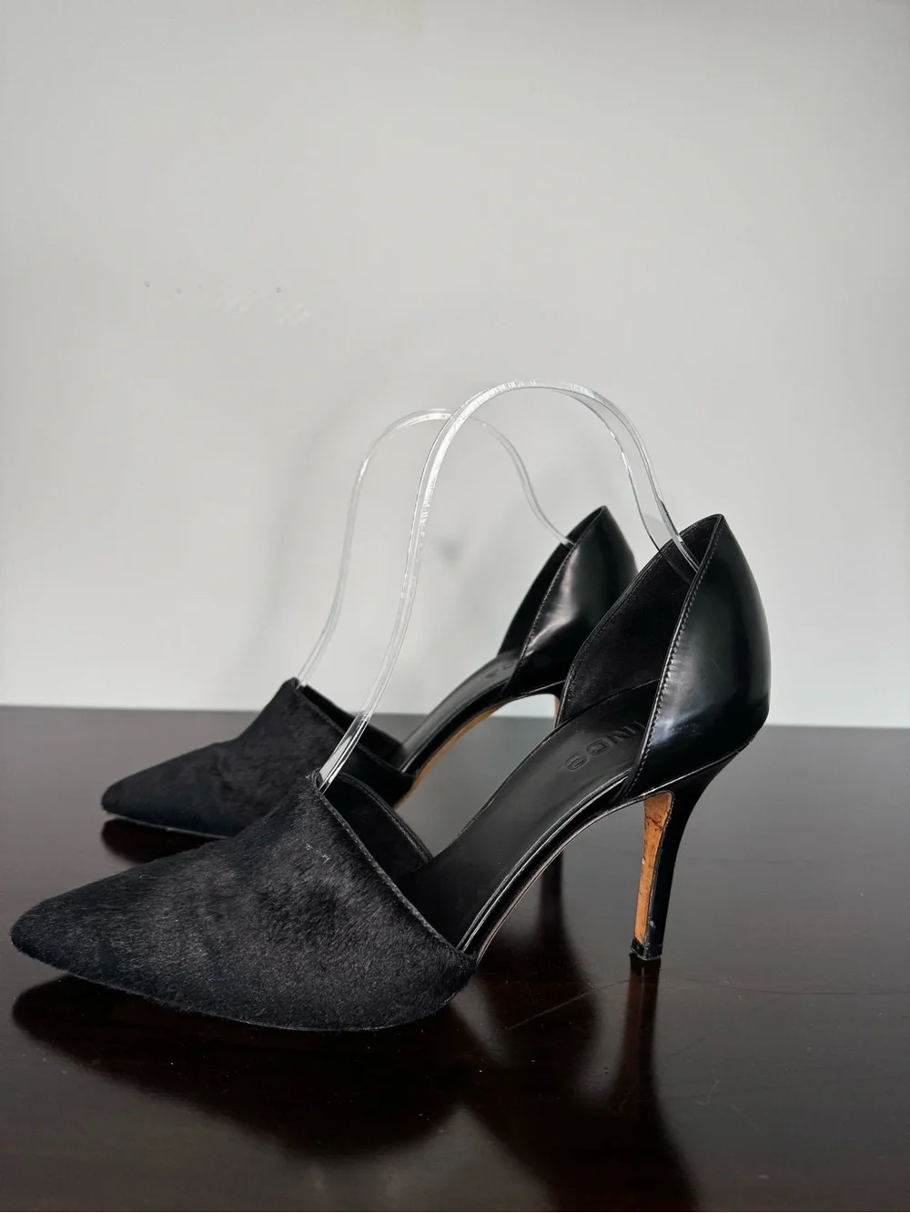 Vince Made in Italy Black Calf Hair & Leather Pointed Toe D’Orsay Pumps